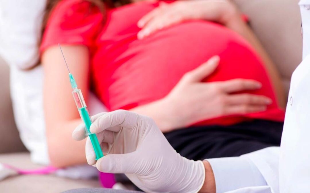 Vaccinazione contro il COVID-19 in gravidanza e allattamento